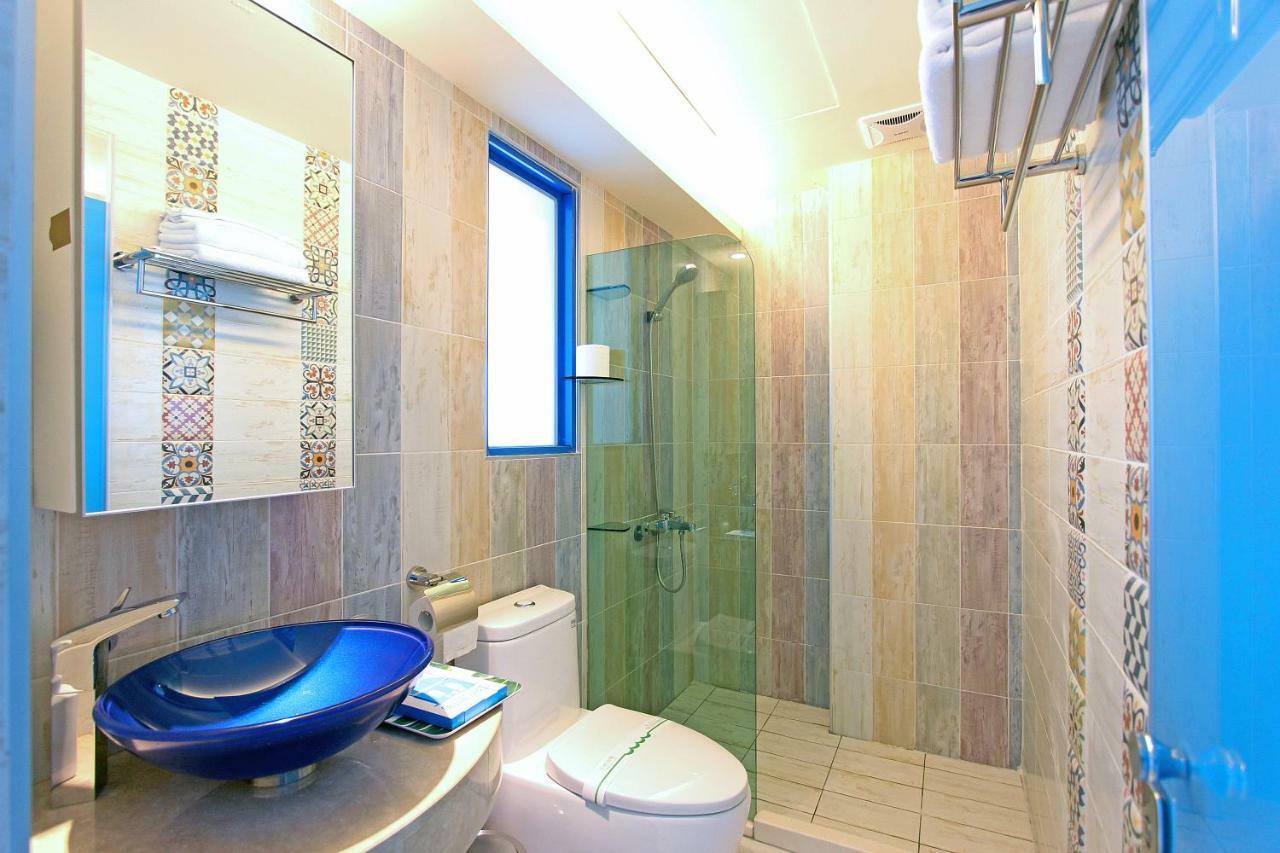 White Mediterranean Dahan Exterior photo