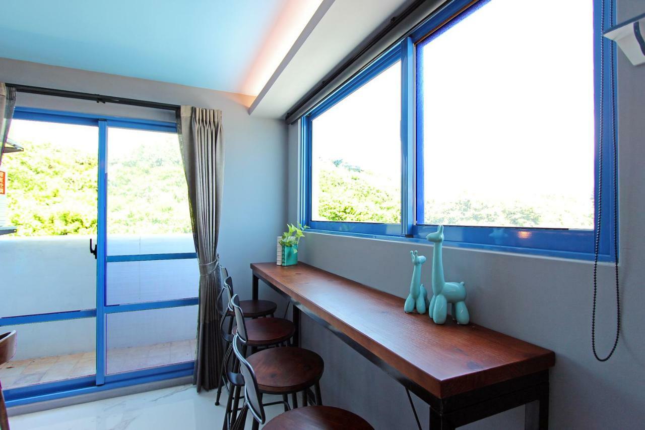 White Mediterranean Dahan Exterior photo